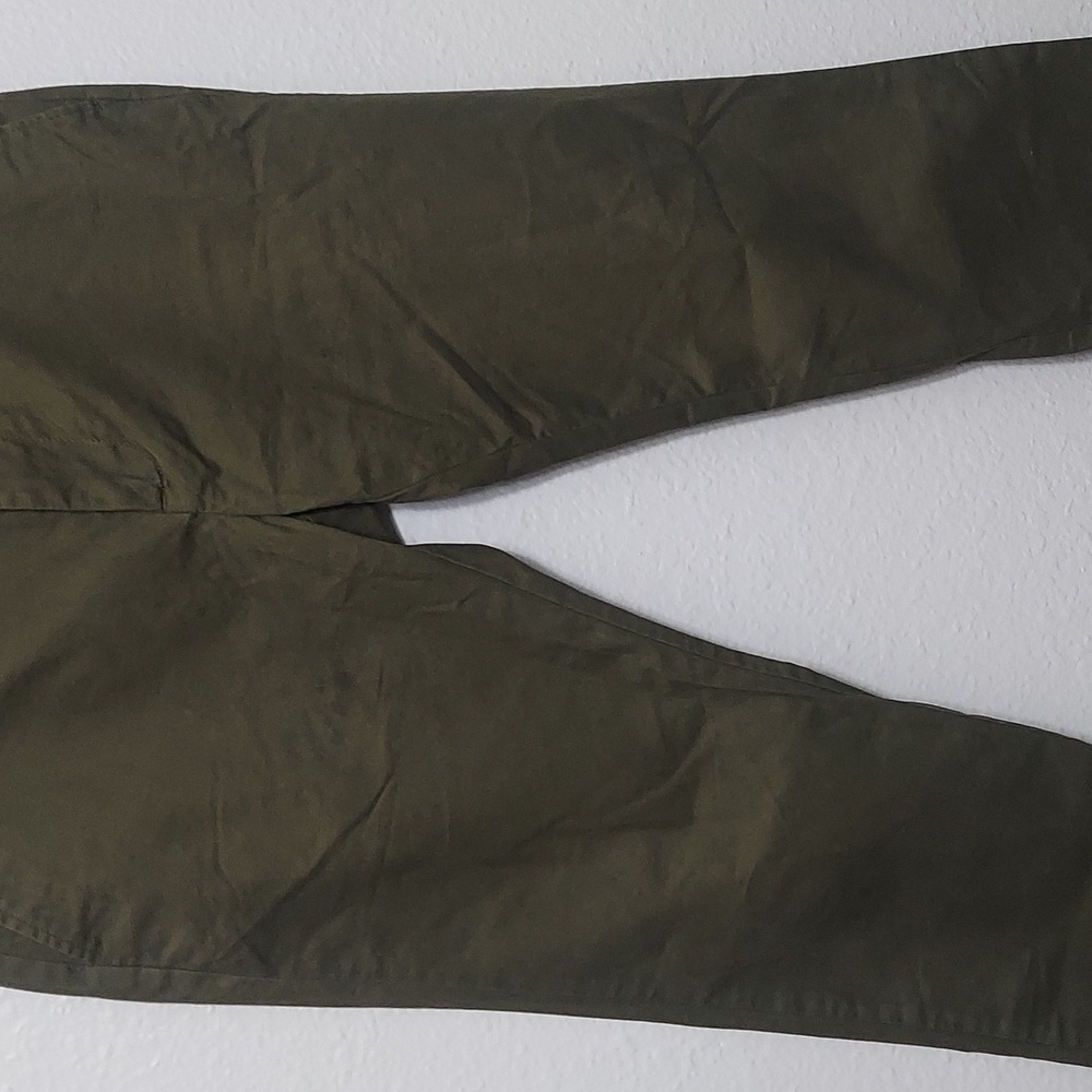 Size 32/30 Tommy Hilfiger pants